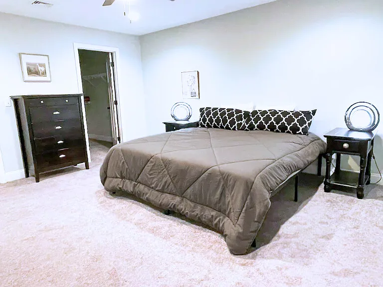 17A Page Rd — Photo 2