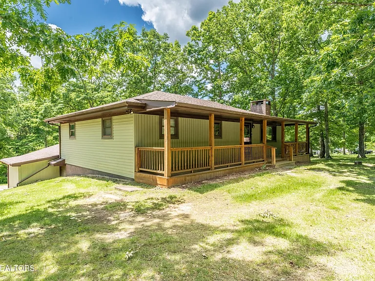 1806 Perimeter Dr — Photo 5