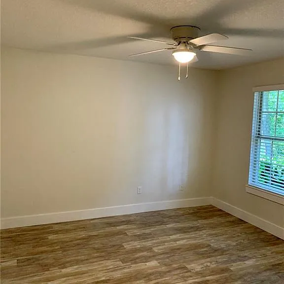 2160 Natures Gate Ct S — Photo 16