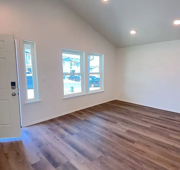 3713 S Roosevelt St — Photo 1