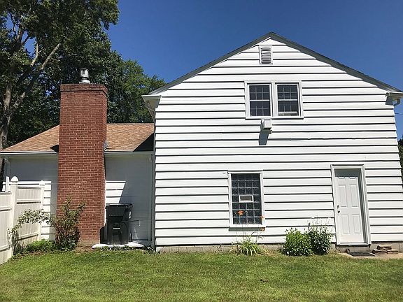 2nd image of 3860 Monaca Ave