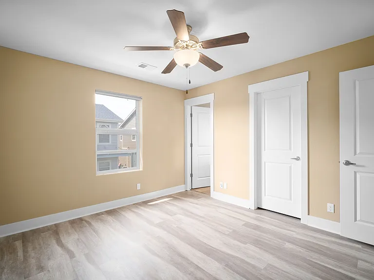 572 S Vance Ct — Photo 6