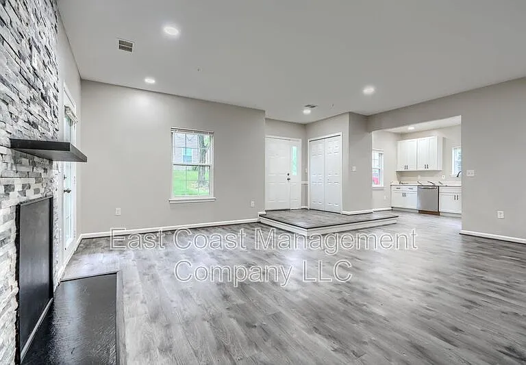 921 Bending Branch Way #1 — Photo 9