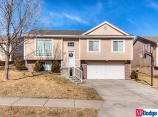 17176 Spaulding St, Omaha, NE 68116