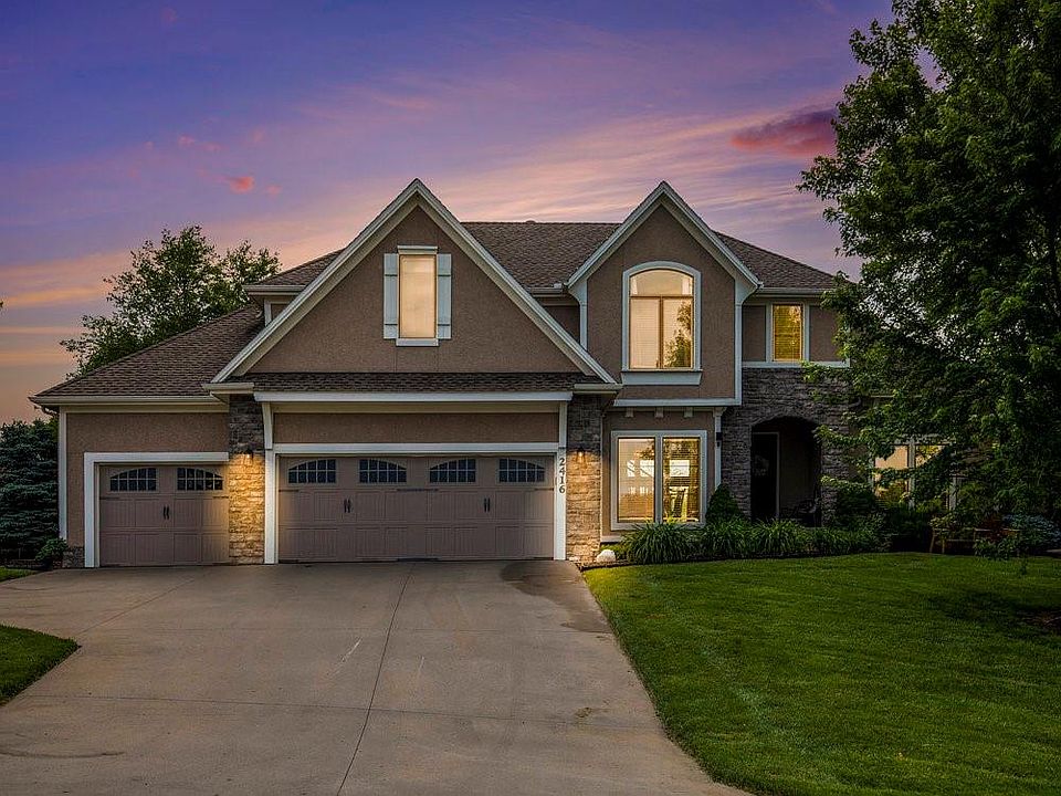 1st image of 2416 NE Willow Creek Ln