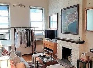 44 W 65th St APT 2R, New York, NY 10023