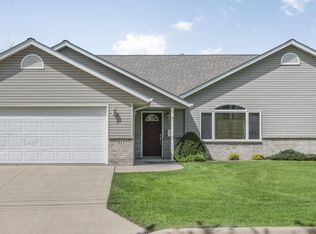 511 Raymond Ave, Albert Lea, MN 56007