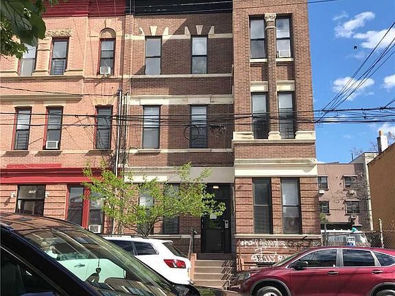 3rd image of 1582 Dekalb Ave