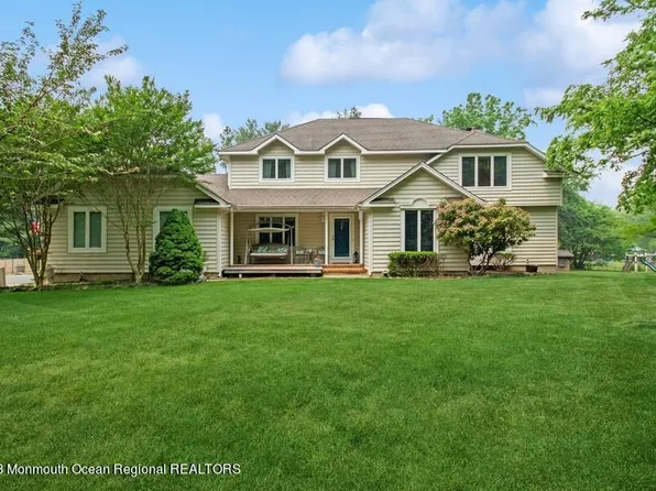 9 Blevins Avenue, Middletown, NJ 07748