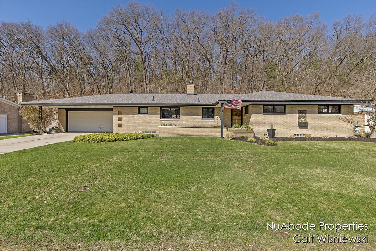 4041 Nob Hill Dr, Muskegon, MI 49441 | Zillow