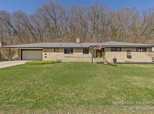 4041 Nob Hill Dr, Muskegon, MI