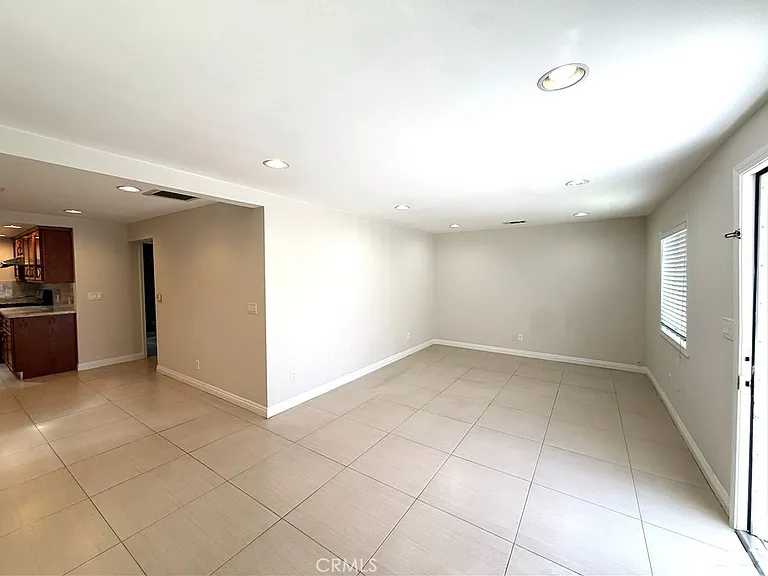 2730 Denton Ave — Photo 2