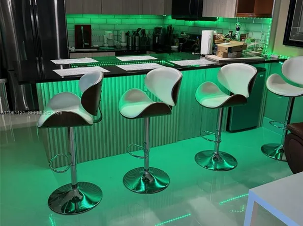 2801 NE 183rd St APT 310W, Aventura, FL 33160