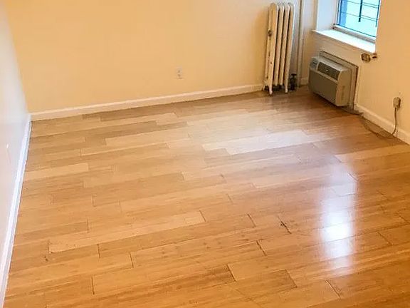 3rd image of 247 Wadsworth Ave APT 5L