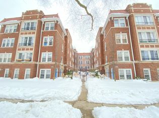 131 Clyde Ave APT 1W, Evanston, IL 60202