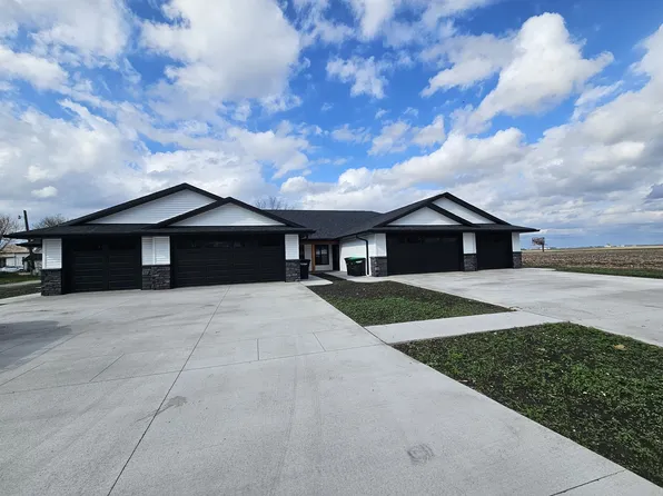 203 E School Ave #A, Olds, IA 52647