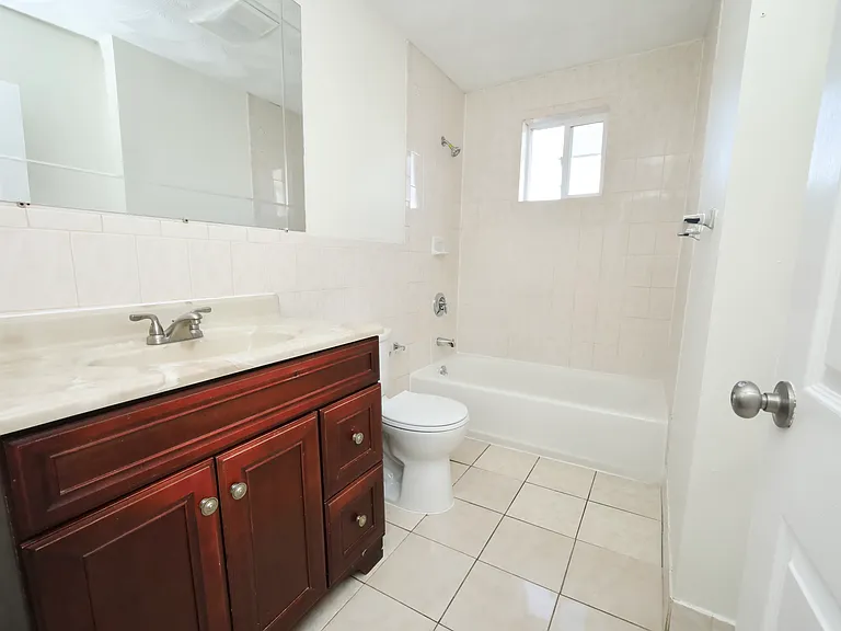 488 Pleasant St #1 — Photo 16