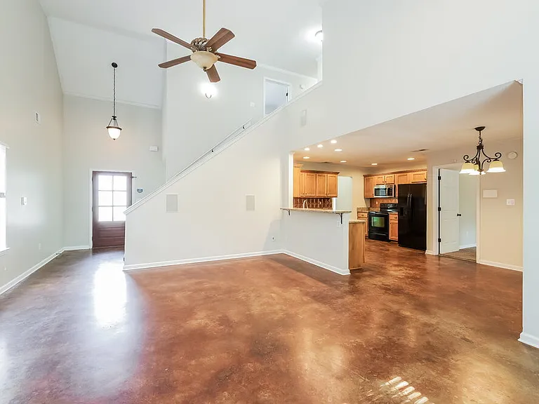 2747 Mariah Ln — Photo 5