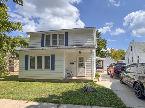 608 N Huron St, De Pere, WI 54115