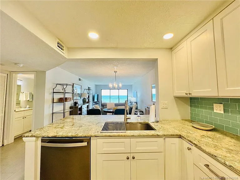 9400 S Ocean Dr #304B — Photo 12