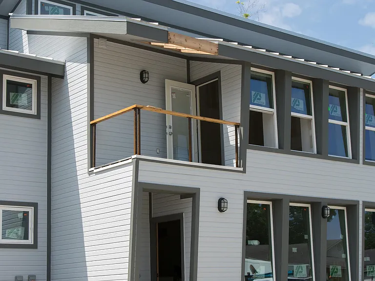 300 N Parker Ave #B — Photo 14