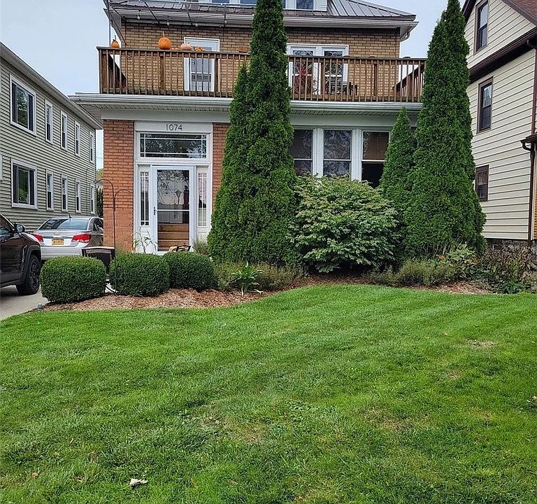 1st image of 1074 Parkside Ave
