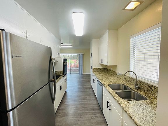 2nd image of 1007 Payette Ave
