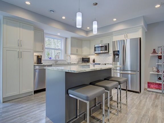 4th image of 2388 Natura Dr