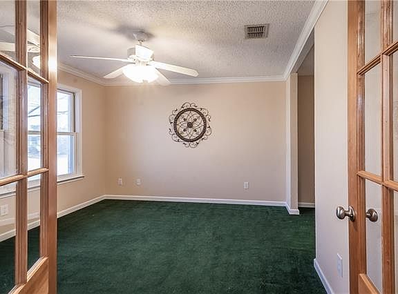 4th image of 4509 Cedar Crest Dr