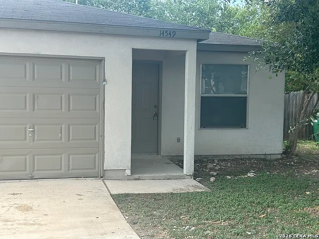 14549 Clovelly Wood