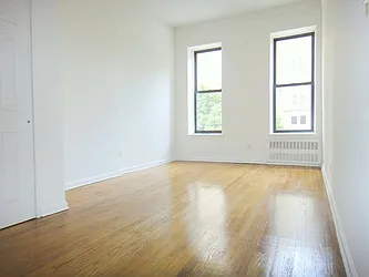 Rented by Balass Ralph, LREB