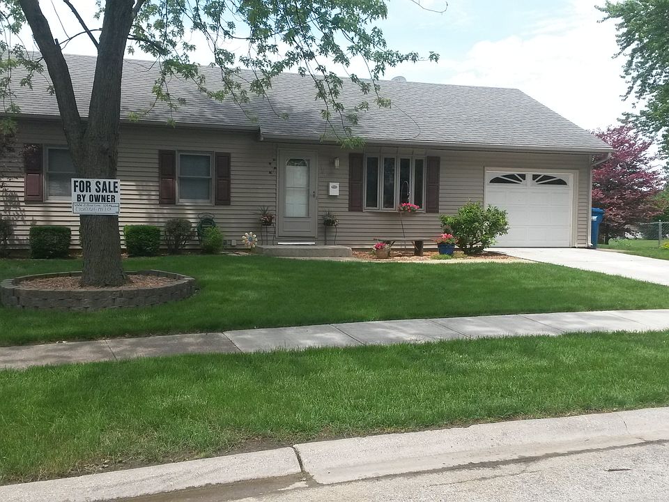 1st image of 109 Meadows Ct