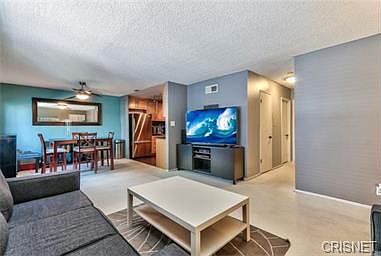 5th image of 18547 Collins St APT B34