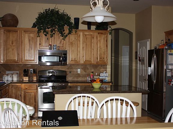 4th image of 2460 E Indian Wells Pl