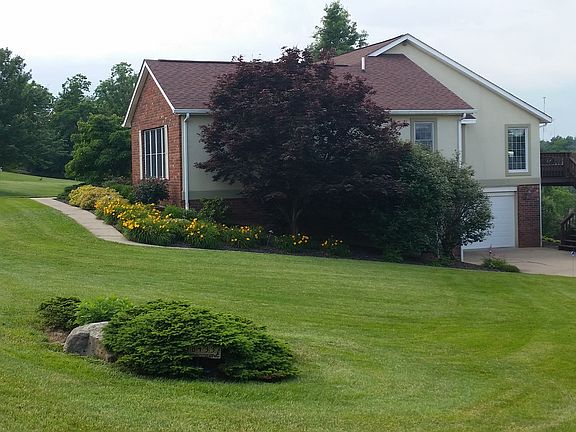 3rd image of 48433 Carpenter St