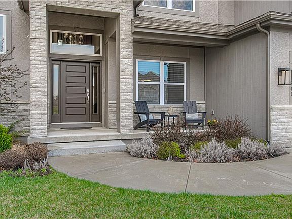 2nd image of 12810 N Arbor Way
