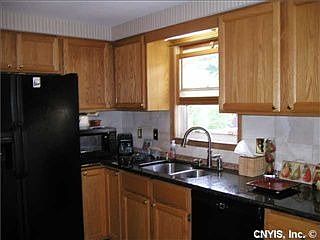 2nd image of 300 Mallard Dr