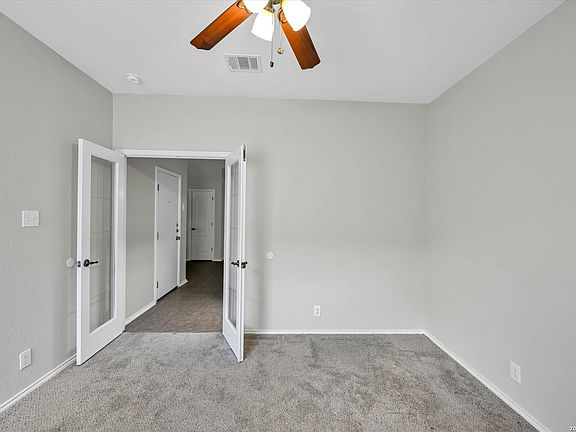 5th image of 606 SEA HEADRIG DR