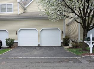 703 Pheasant Woods Rd, Briarcliff Manor, NY 10510