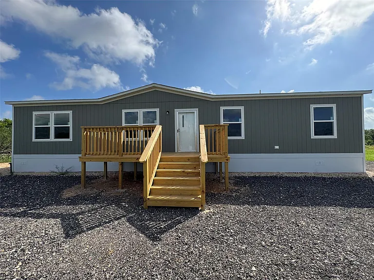 2601 Tumbleweed Trl — Photo 3