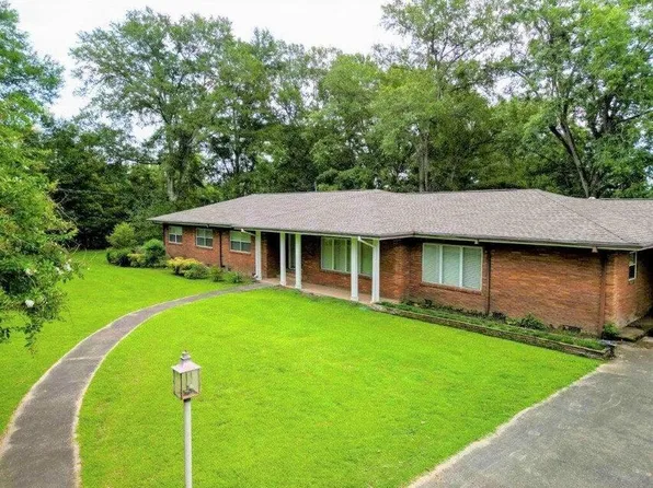 111 Ridge St, Taylorsville, MS 39168
