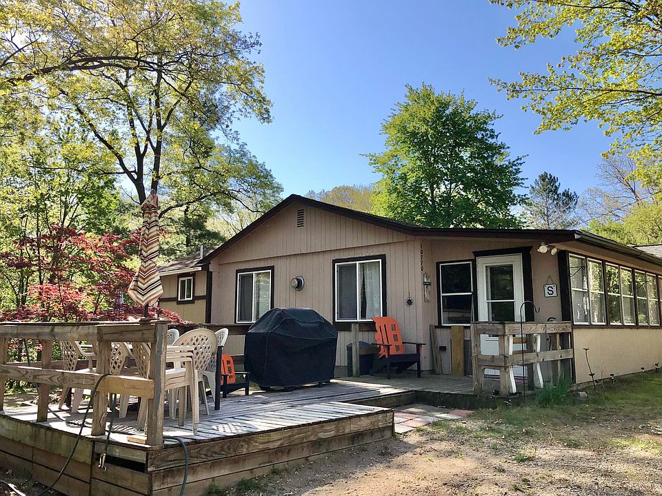 1st image of 10770 Round Lake Dr #38