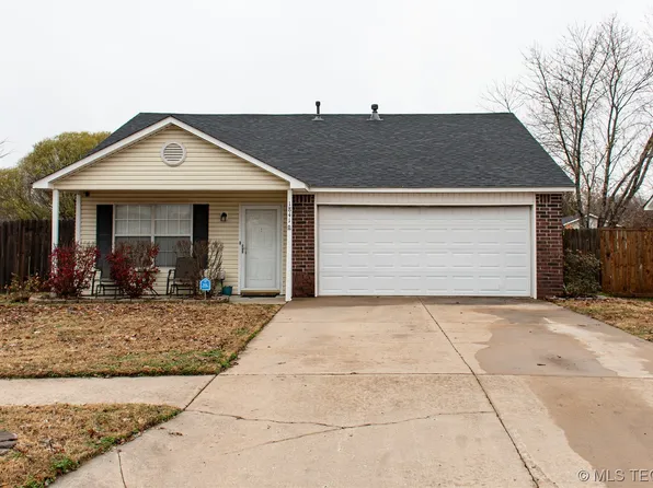 1841 Bristol Rd, Claremore, OK 74017