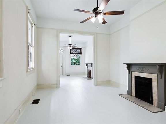 5th image of 2406 Jena St