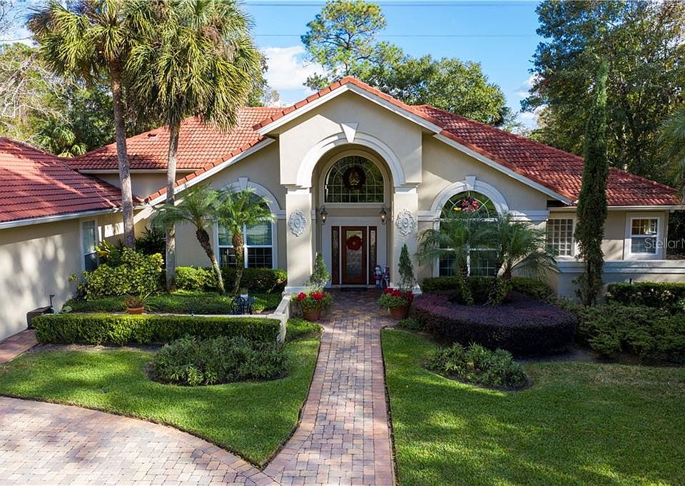 1st image of 271 Vista Oak Dr