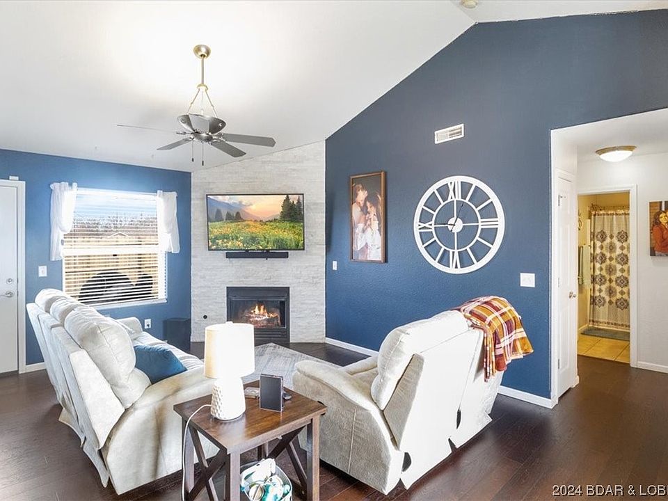 1st image of 4700 Harbor Heights Ln