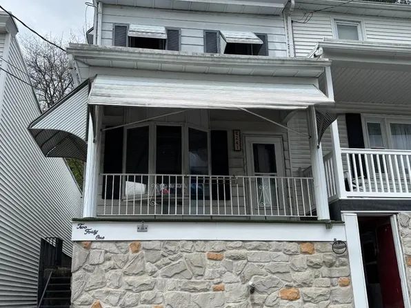 241 Pierce St, Pottsville, PA 17901