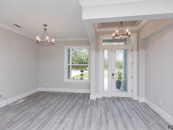 4th image of 82 Fenimore Ln