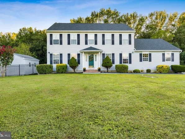 353 Fieldcrest Dr, New Egypt, NJ 08533