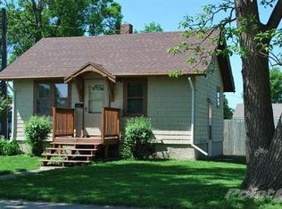 1113 4th Ave SE, Aberdeen, SD 57401